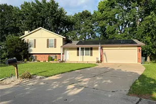 18 Duffy Ct, Saint Peters, MO 63376 - Photo 1