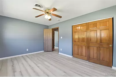 8736 Marvista Drive, Saint Louis, MO 63114 - Photo 17