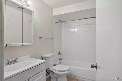 9835 Portage Drive, Saint Louis, MO 63136 - Photo 15