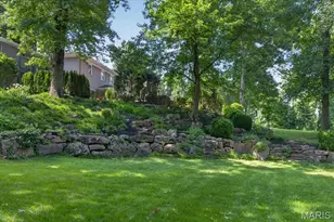 13 Berkshire Dr, Saint Louis, MO 63117 - Photo 39
