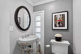 13 Berkshire Dr, Saint Louis, MO 63117 - Photo 17