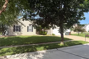 48 Aspen Ridge Ct, Saint Peters, MO 63376 - Photo 1