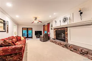 12023 Weshill Ct, Maryland Heights, MO 63043 - Photo 15