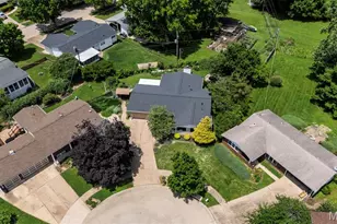 12023 Weshill Ct, Maryland Heights, MO 63043 - Photo 29