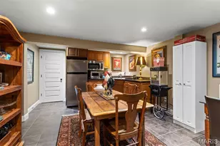 2029 Cedarmill Dr, Chesterfield, MO 63017 - Photo 39