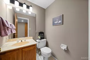 11980 Autumn Lakes Dr, Maryland Heights, MO 63043 - Photo 25