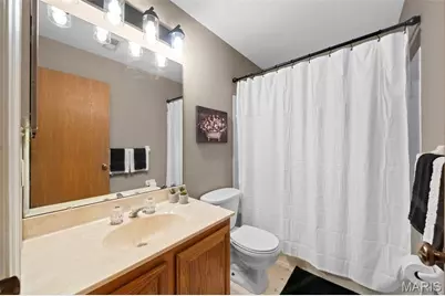 11980 Autumn Lakes Drive, Maryland Heights, MO 63043 - Photo 21