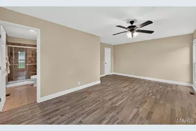 4080 Helmkampf Drive, Florissant, MO 63033 - Photo 21