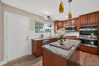 4080 Helmkampf Drive, Florissant, MO 63033 - Photo 5