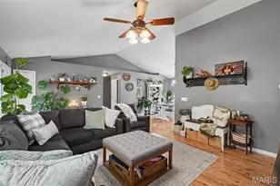 125 MacArthur St, New Haven, MO 63068 - Photo 5
