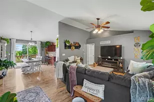 125 MacArthur St, New Haven, MO 63068 - Photo 3
