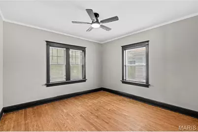 7618 Springdale Drive, Saint Louis, MO 63121 - Photo 15