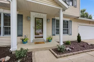 1421 Briarcreek Dr, Kirkwood, MO 63122 - Photo 3