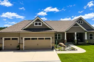 208 Berg Crossing Dr, Augusta, MO 63332 - Photo 1