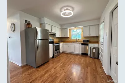 333 Pentonville Drive, Unincorporated, MO 63125 - Photo 5