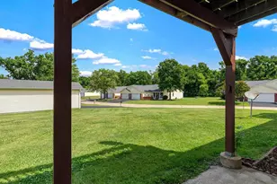 3957 Grand National Dr, Florissant, MO 63034 - Photo 35
