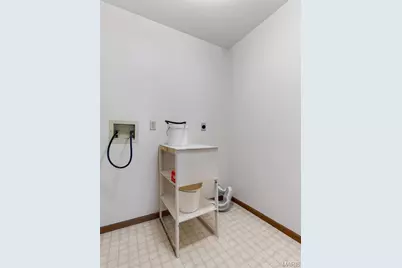 3957 Grand National Drive, Florissant, MO 63034 - Photo 19