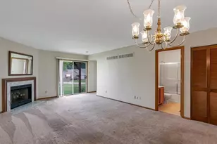 3957 Grand National Dr, Florissant, MO 63034 - Photo 9