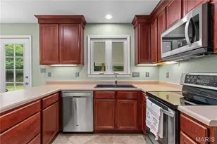 3752 Sunrise Dr, Pacific, MO 63069 - Photo 7