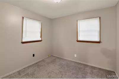 1240 Lakeview Avenue, Saint Louis, MO 63138 - Photo 17