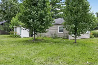 1565 Lakeside Lane, Saint Louis, MO 63138 - Photo 21