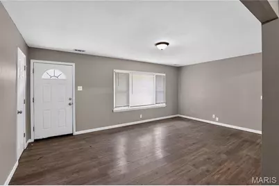 1565 Lakeside Lane, Saint Louis, MO 63138 - Photo 5
