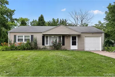 1565 Lakeside Lane, Saint Louis, MO 63138 - Photo 3