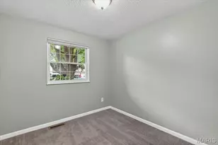 1052 Arlington Dr, Saint Charles, MO 63303 - Photo 15