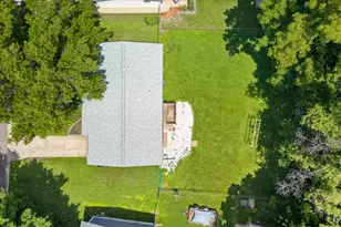 1052 Arlington Dr, Saint Charles, MO 63303 - Photo 23