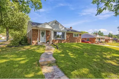 8035 Braddock Drive, University City, MO 63130 - Photo 37