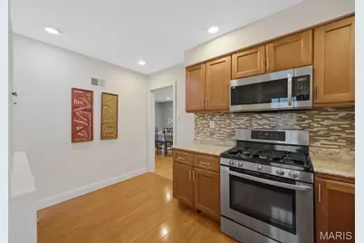 8035 Braddock Drive, University City, MO 63130 - Photo 9