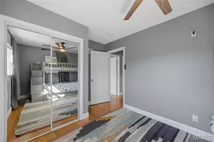 8035 Braddock Dr, University City, MO 63130 - Photo 17