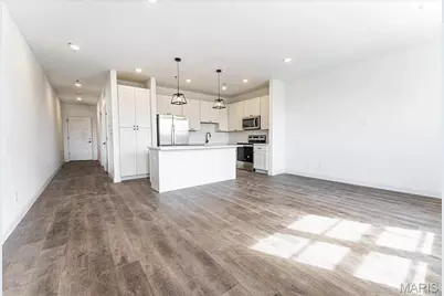 6611 Clayton Road, Saint Louis, MO 63117 - Photo 7