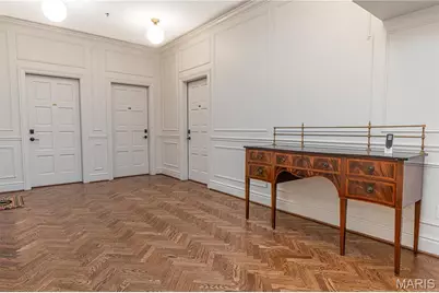 6611 Clayton Road, Saint Louis, MO 63117 - Photo 5