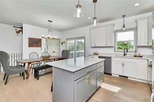 4 Ashley Ln, Hawk Point, MO 63349 - Photo 19