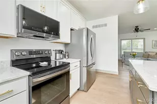 4 Ashley Ln, Hawk Point, MO 63349 - Photo 25