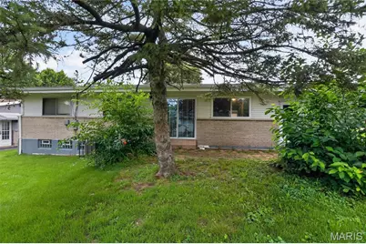 2262 Crandel Drive, Saint Louis, MO 63136 - Photo 7