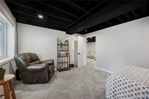 1221 Momarte Ln, Creve Coeur, MO 63146 - Photo 21