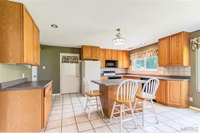 6011 Ranchwood Drive, Affton, MO 63123 - Photo 15