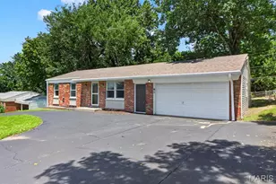 11924 Majella Dr, Bridgeton, MO 63044 - Photo 33
