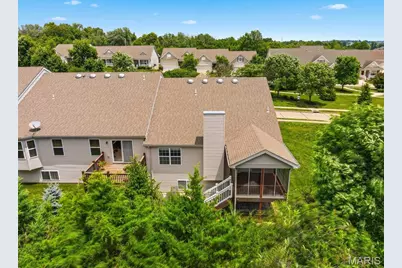 1427 Colonial Drive, Saint Charles, MO 63304 - Photo 9