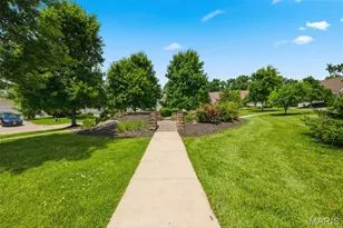 1427 Colonial Dr, Saint Charles, MO 63304 - Photo 7