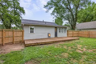 625 E College St, Farmington, MO 63640 - Photo 9