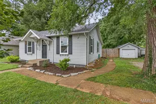 625 E College St, Farmington, MO 63640 - Photo 3