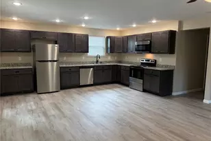 33 Cedar Dr, Pacific, MO 63069 - Photo 3