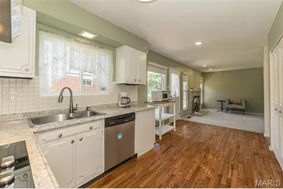 9822 Meadowfern Drive, Crestwood, MO 63126 - Photo 5