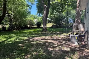 258 Becker Dr, Hazelwood, MO 63135 - Photo 27