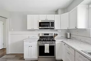 7436 Sharp Ave, Saint Louis, MO 63116 - Photo 9