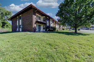 7727 Hazelcrest Dr, Hazelwood, MO 63042 - Photo 29