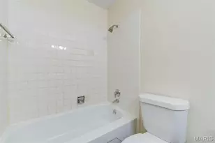 7727 Hazelcrest Dr, Hazelwood, MO 63042 - Photo 21